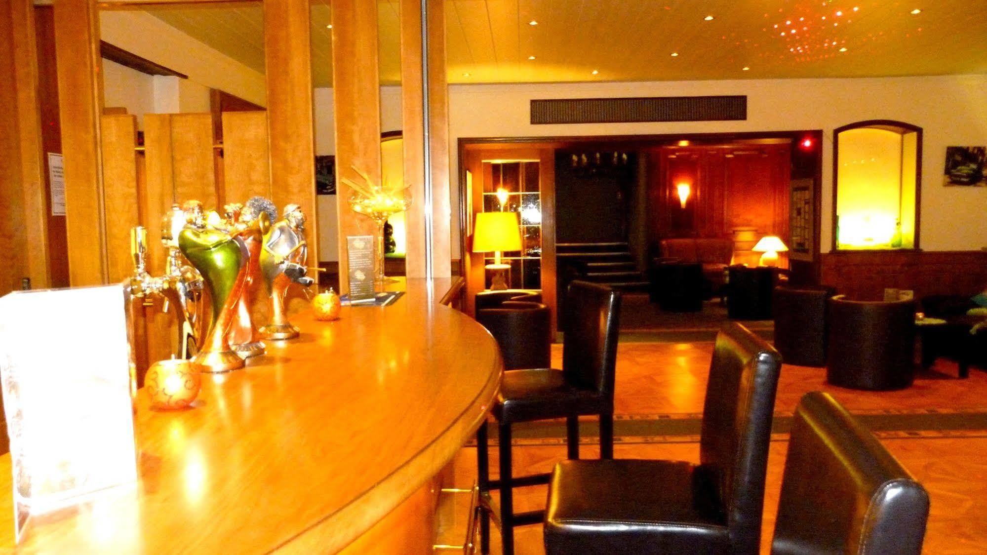 Hotel Restaurant Aux Trois Roses Ла-Петіт-П'єрр Екстер'єр фото